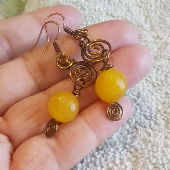 NatureLoversJewelry Jewelry - Handcrafted Yellow Agate + Wire Art Statement Earrings